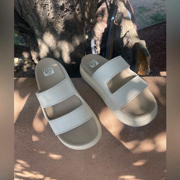 REEF Bondi 2 Bar Platform Sandal - Picture 3 of 16